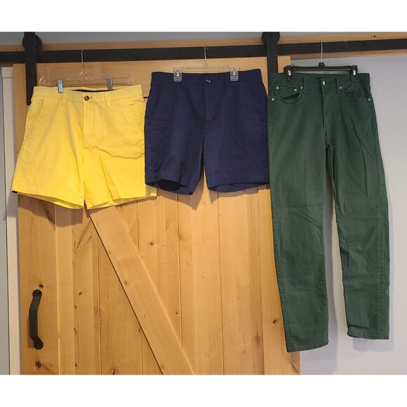 Lot of 3 Crown & Ivy Shorts 32 & 33 Mens Motion Flex Chino & 32x32 Pants (1 New)